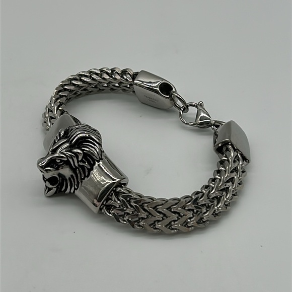 2507- Handmade Stainless Steel Lion Head Men’s Bracelet NWT - Picture 4 of 8